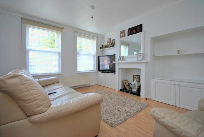 1 Bedroom Town House To Rent In Beaconsfield Road, London, SE9