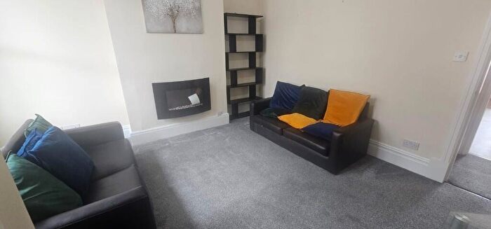 4 Bedroom Terraced House To Rent In De Lacy Mount, Leeds, West Yorkshire, LS5