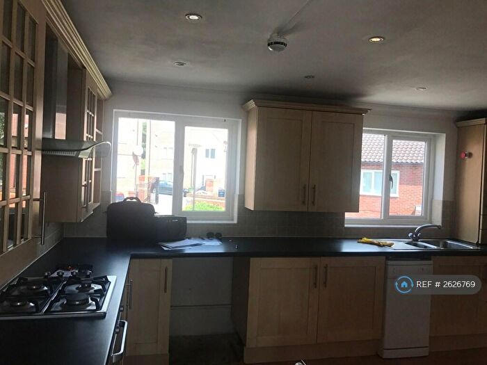 4 Bedroom Terraced House To Rent In Kirkwood Grove, Milton Keynes, MK5