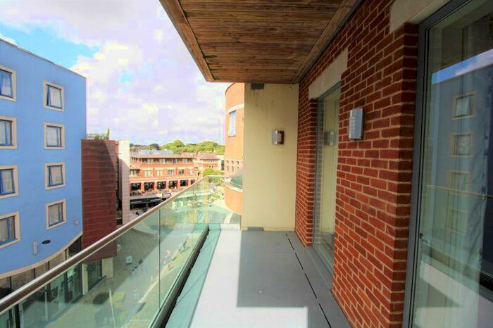 2 Bedroom Apartment For Sale In Pope Street, Dorchester, Dorset, DT1