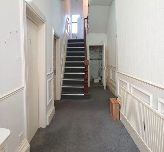 10 Bedroom Detached House To Rent In Parsonage Road, Withington, Manchester, M20