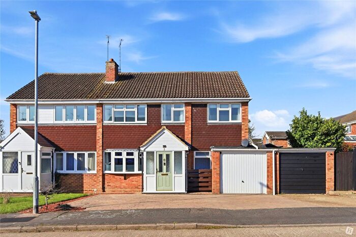 4 Bedroom Semi-Detached House For Sale In East Bridge Road, South Woodham Ferrers, Chelmsford, Essex, CM3