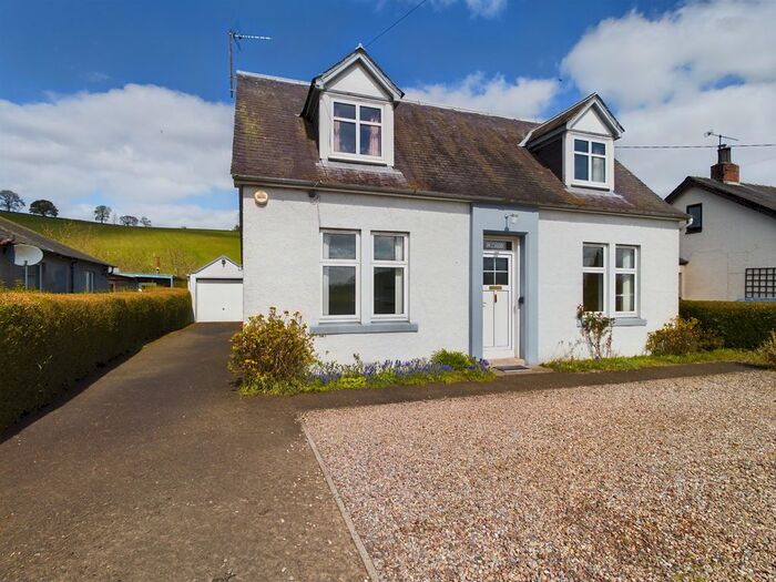 3 Bedroom Detached House For Sale In Linicro, Dunkeld Road, Blairgowrie, Perthshire, PH10