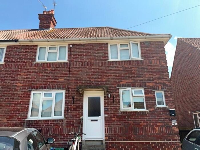 1 Bedroom Apartment To Rent In Westfield Grove, Yeovil, Somerset, BA21