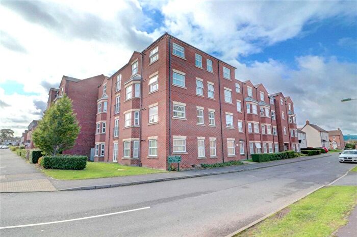 2 Bedroom Flat To Rent In Anchor Lane, Solihull, West Midlands, B91
