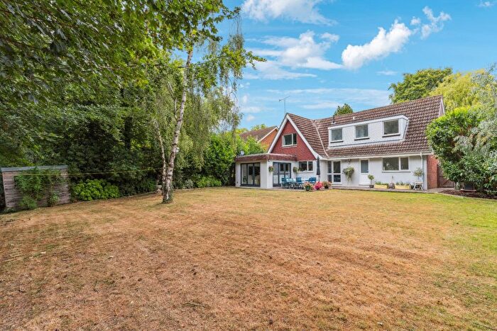 4 Bedroom Detached House For Sale In Mornington, Welwyn, Hertfordshire, AL6