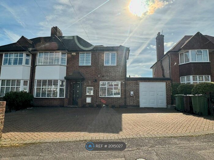 5 Bedroom Semi-Detached House To Rent In Quarry Park Road, Cheam, Sutton, SM1