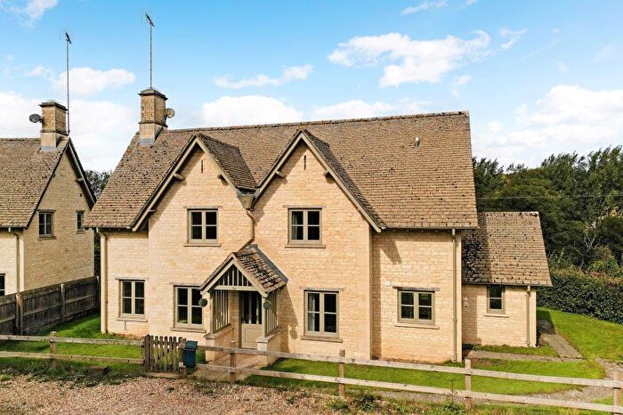 4 Bedroom Detached House To Rent In Colesbourne, Gloucestershire, GL53