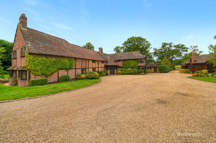 6 Bedroom House To Rent In Chertsey Road, Chobham, Woking, Surrey, GU24