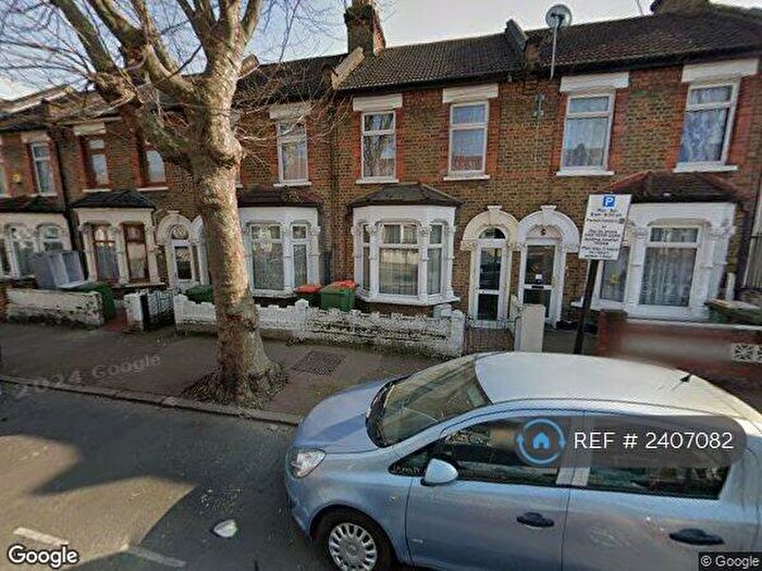 3 Bedroom Terraced House To Rent In London, London, E6