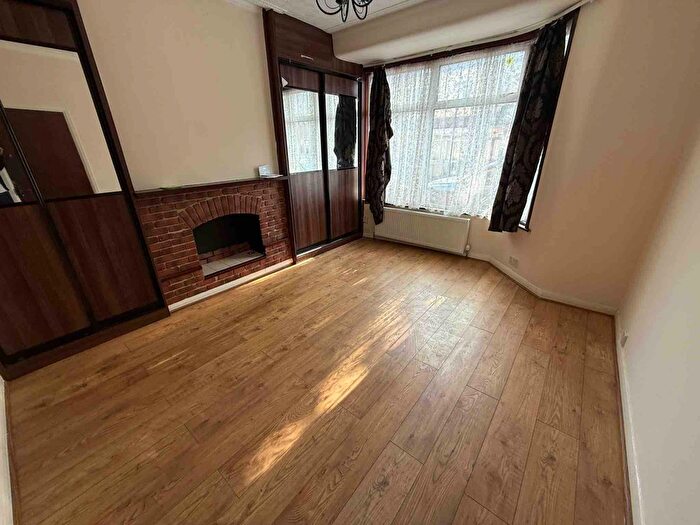 4 Bedroom Terraced House To Rent In London, E6