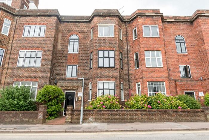 1 Bedroom Flat To Rent In Bath Street, Hove, East Sussex, BN1
