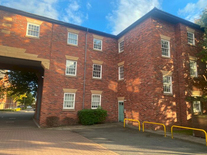 1 Bedroom Flat To Rent In Nightingale Close, Chesterfield, S41