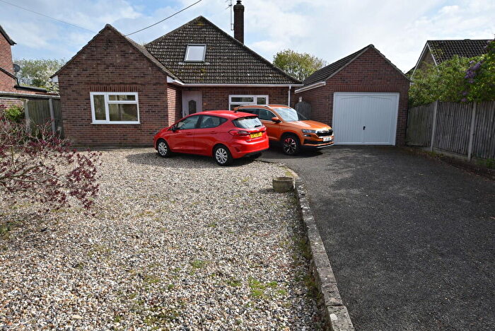 4 Bedroom Detached Bungalow For Sale In Head Lane, Great Cornard, CO10