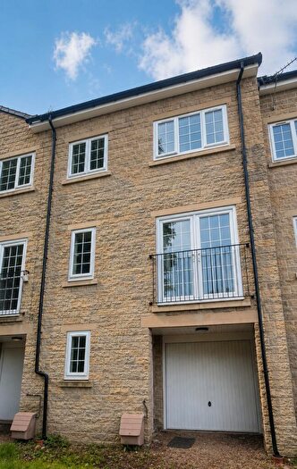 3 Bedroom Terraced House To Rent In Carrholme Court, Halifax, HX1