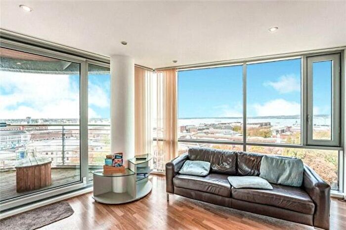 2 Bedroom Flat To Rent In Admiralty Tower, Portsmouth, PO1