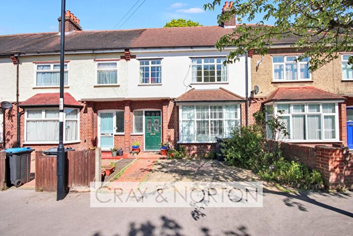 3 Bedroom Terraced House For Sale In Pagehurst Road, Addiscombe, CR0