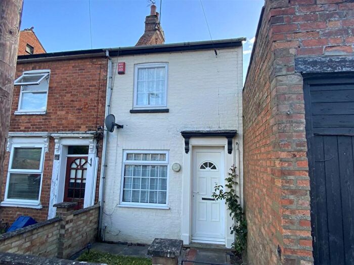 2 Bedroom Terraced House To Rent In Thompson Street, New Bradwell, Milton Keynes, MK13