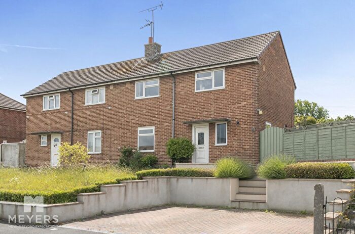 3 Bedroom Semi Detached House For Sale In Wessex Road, Dorchester, DT1