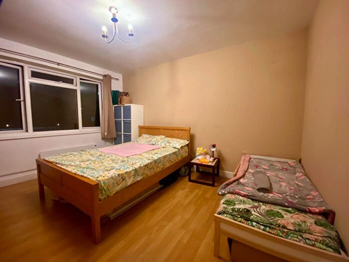 1 Bedroom Flat To Rent In Norman Court, Leigham Court Road, London, SW16