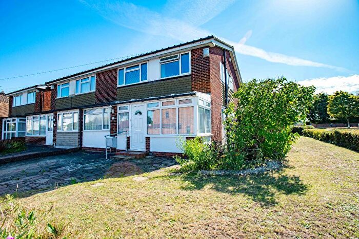 3 Bedroom Semi-Detached House For Sale In Derry Downs, Orpington, Kent, BR5