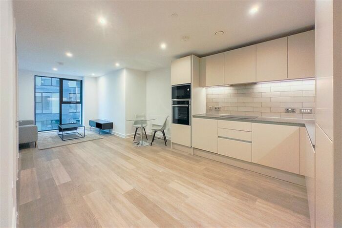 1 Bedroom Flat To Rent In Broadway, Salford, M50