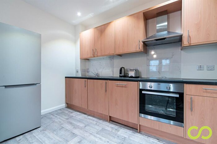 2 Bedroom Flat To Rent In Carlton House, High Road, Ilford, IG1