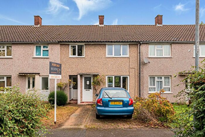 3 Bedroom Terraced House For Sale In Upper Stoneyfield, Harlow, Essex, CM19