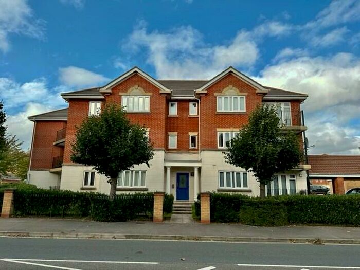 2 Bedroom Apartment To Rent In Priddys Hard, Gosport, PO12