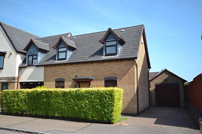 2 Bedroom End Terrace House To Rent In Picton Street, Kingsmead, Milton Keynes, Buckinghamshire, MK4