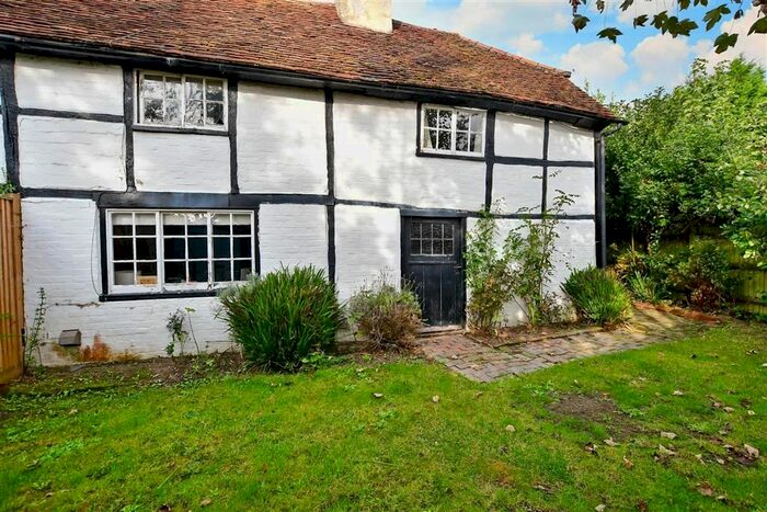 2 Bedroom Property For Sale In Cuckfield Road, Ansty, Haywards Heath, West Sussex, RH17