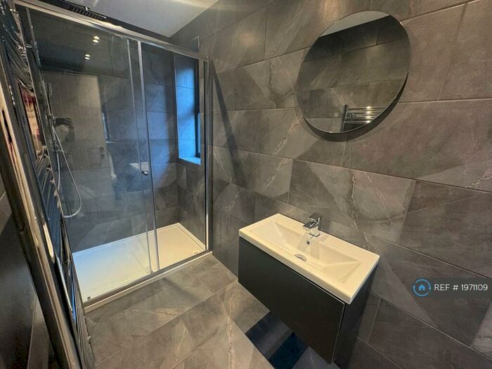 1 Bedroom Flat To Rent In St. Sepulchre Gate, Doncaster, DN1