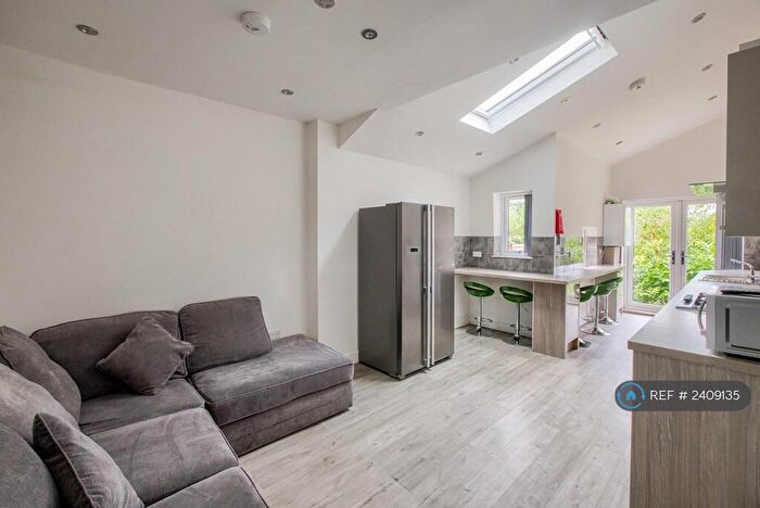 4 Bedroom Terraced House To Rent In Terry Road, Coventry, CV1