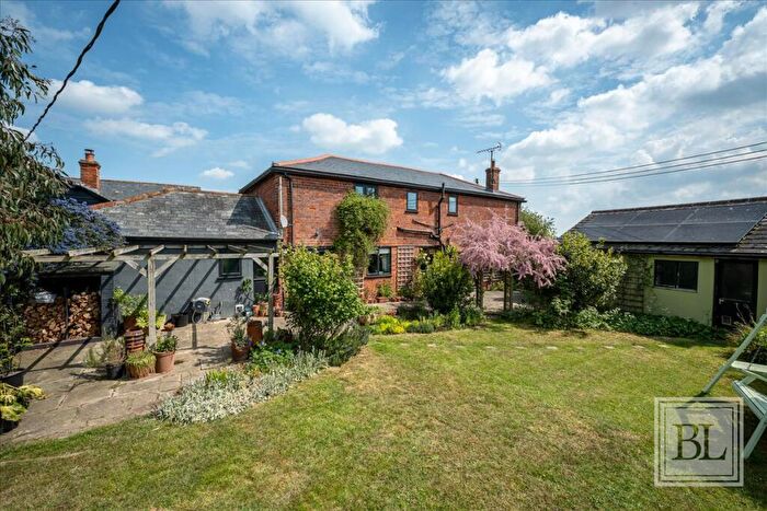 3 Bedroom Link Detached House For Sale In Burnt House Road, Great Tey, Colchester, CO6