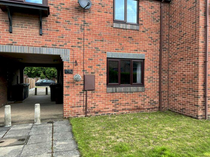 3 Bedroom Terraced House To Rent In Main Street, Beal, DN14