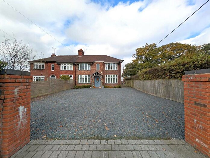 4 Bedroom Semi-Detached House For Sale In School Lane, Warmingham, Sandbach, CW11