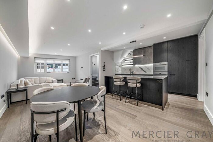 2 Bedroom Mews To Rent In Holly Bush Vale, Hampstead, NW3