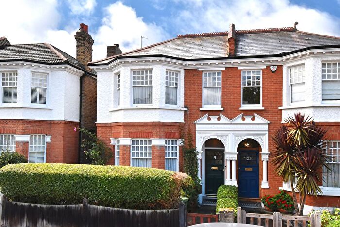 4 Bedroom Semi-Detached House For Sale In Gaynesford Road, London, SE23