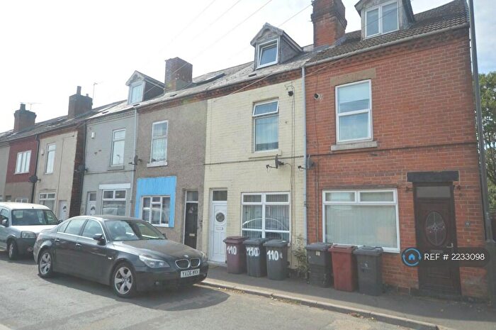 3 Bedroom Terraced House To Rent In Chesterfield Road, North Wingfield, Chesterfield, S42