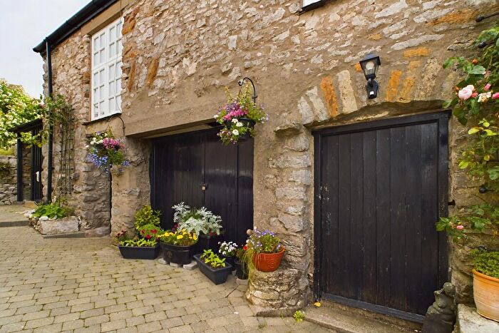 1 Bedroom Barn Conversion To Rent In Main Street, Ulverston, LA12