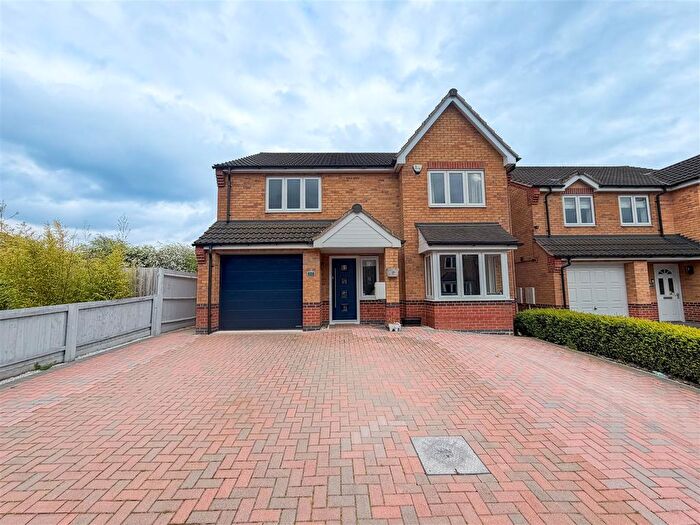 5 Bedroom Detached House To Rent In Mason Way, Leabrooks, DE55