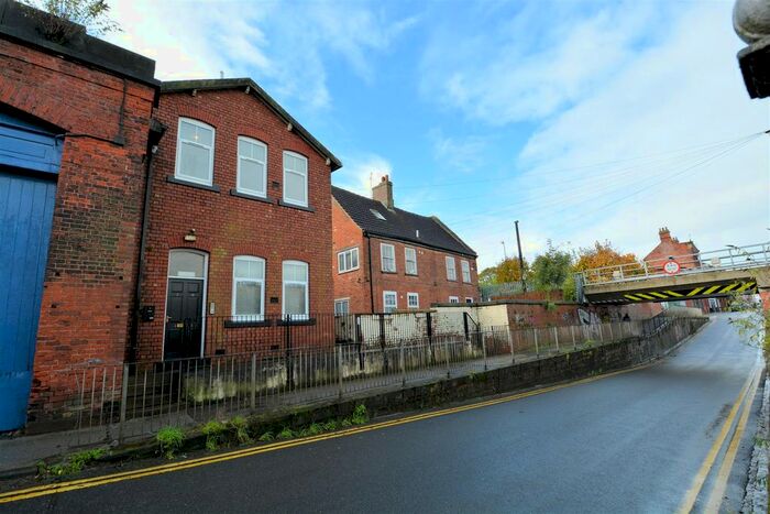 1 Bedroom Flat To Rent In Station House, Ousegate, Selby, YO8