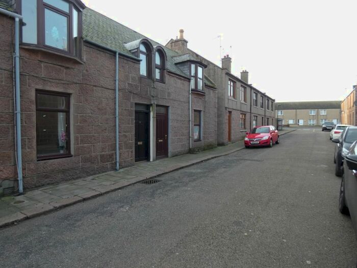 2 Bedroom Terraced House To Rent In Gladstone Road, Peterhead, Aberdeenshire AB42