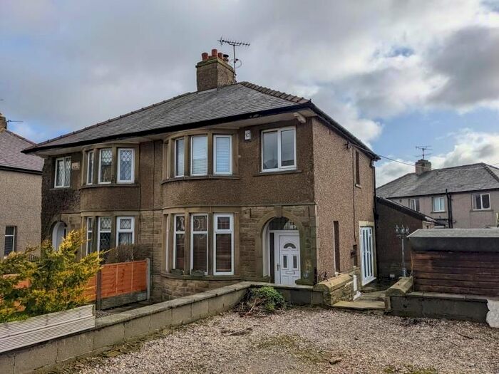 3 Bedroom Semi-Detached House To Rent In Kendal Road, Hellifield, Skipton, North Yorkshire, BD23
