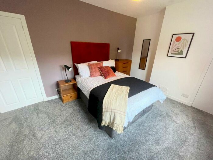 1 Bedroom Flat To Rent In Manse Road, Kilsyth, North Lanarkshire, G65