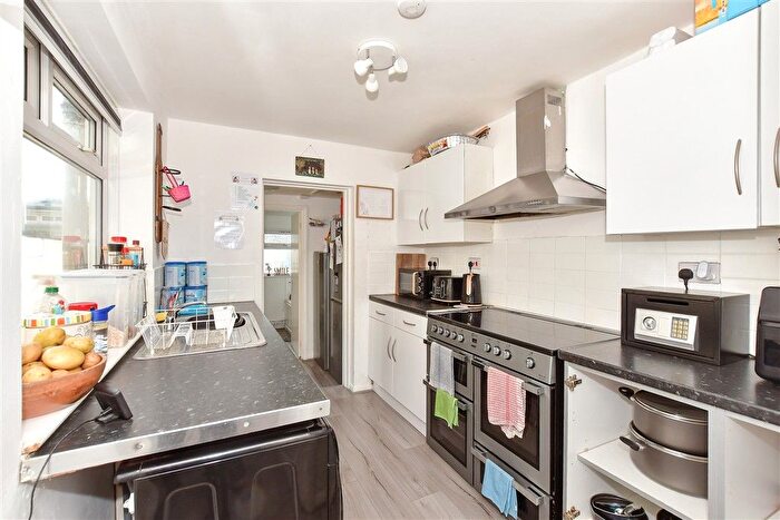 3 Bedroom Terraced House For Sale In Jefferson Road, Sheerness, Kent, ME12