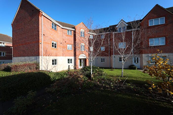 2 Bedroom Flat To Rent In Galleon Road, Chafford Hundred, RM16