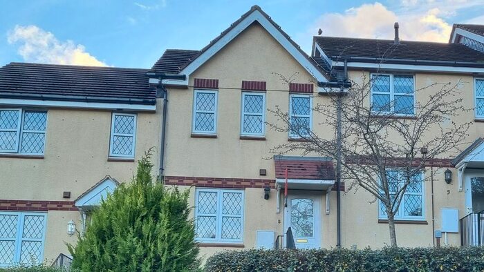 2 Bedroom Terraced House To Rent In Puffin Close, Torquay, TQ2