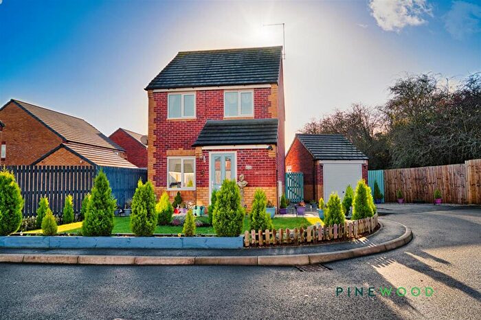3 Bedroom House For Sale In Model Lane, Creswell, S80