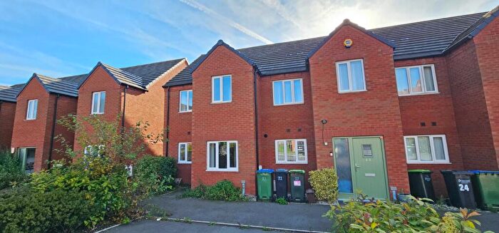 3 Bedroom End Of Terrace House For Sale In John Brooks Avenue, Smethwick, West Midlands, B66